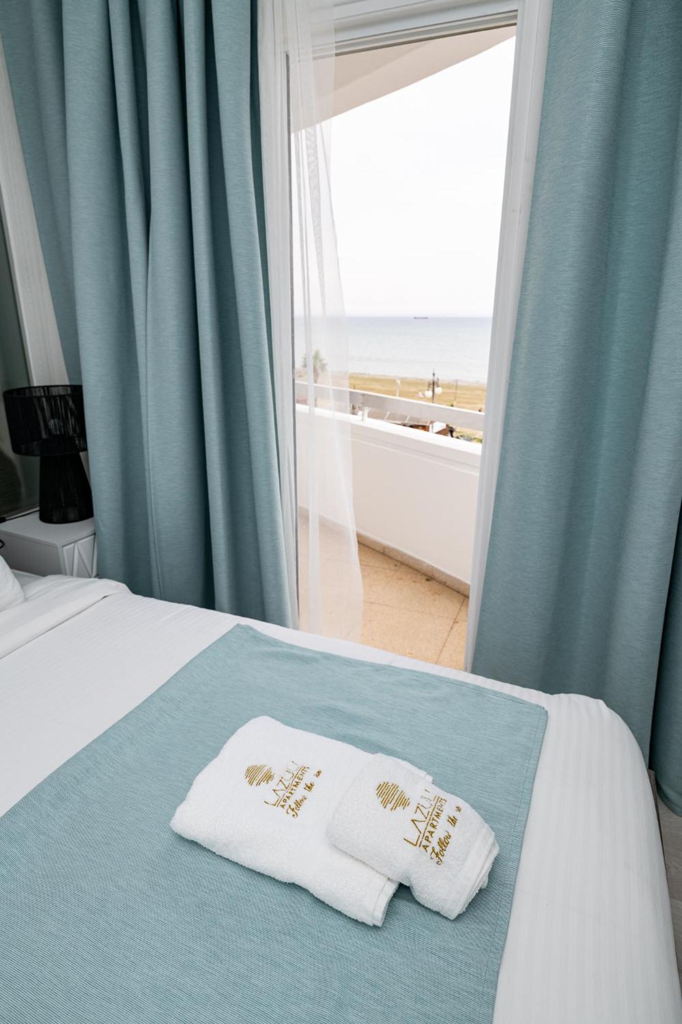 Lazuli Sea View Beachfront Ap 21 Larnaka Exterior foto