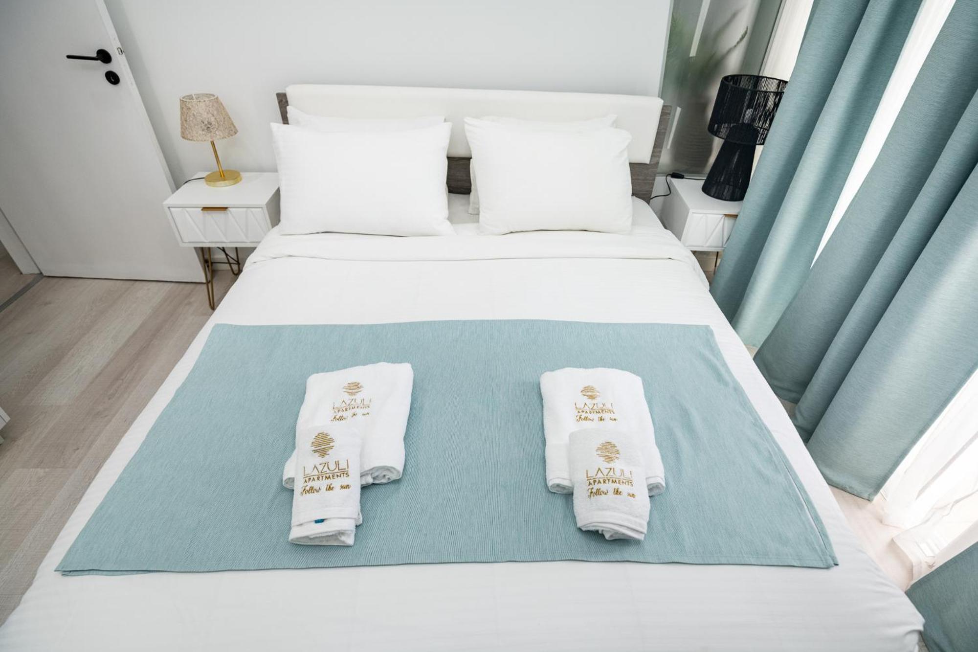 Lazuli Sea View Beachfront Ap 21 Larnaka Exterior foto