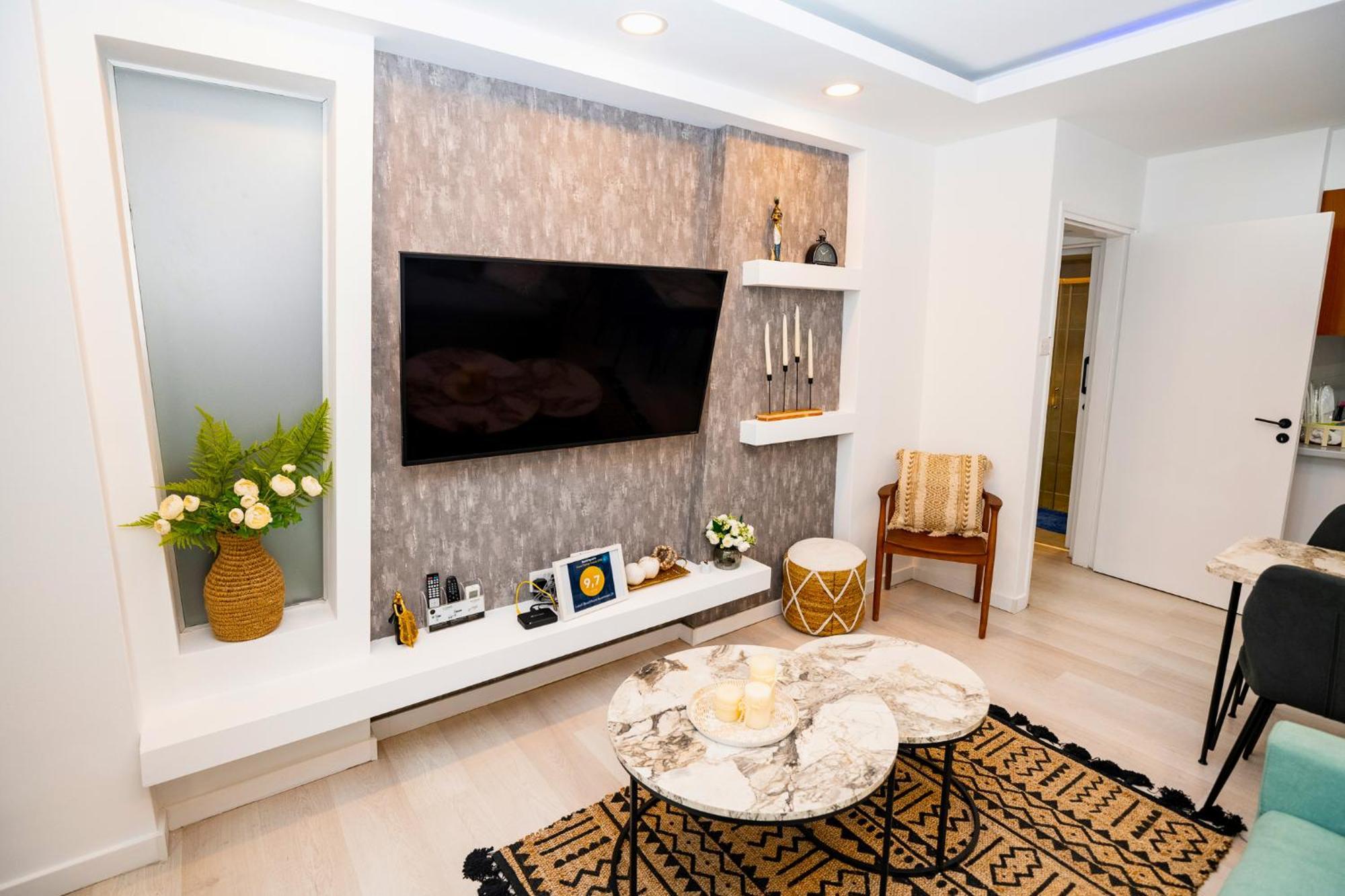 Lazuli Sea View Beachfront Ap 21 Larnaka Exterior foto
