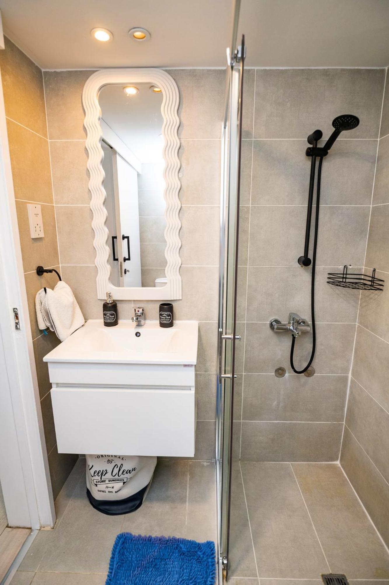 Lazuli Sea View Beachfront Ap 21 Larnaka Exterior foto
